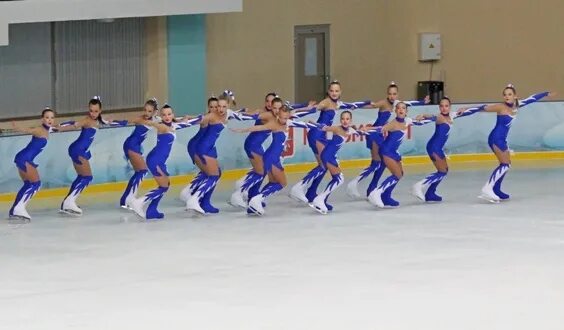 Синхронное фигурное катание Уралочка Первоуральск. Синхронное фигурное катание команда Льдинка. Синхронное катание Идель. КСМ соревнования синхронное катание. Синхронное катание саранск