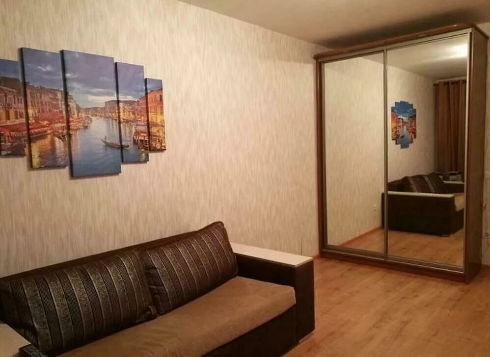 Звездная 28 вихоревка. Однокомнатная квартира с евроремонтом. Снять 1 комнатную пр ленина 90 орск. Вихоревка сдам квартиру. Колхозная 4к2.