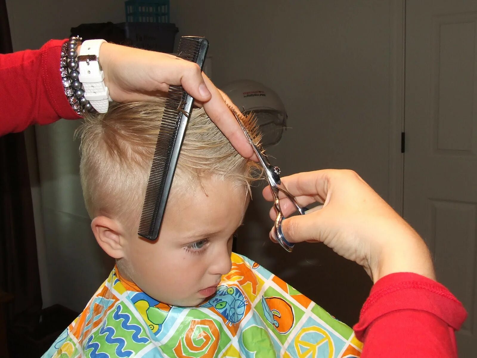 Правильно подстричь ребенка