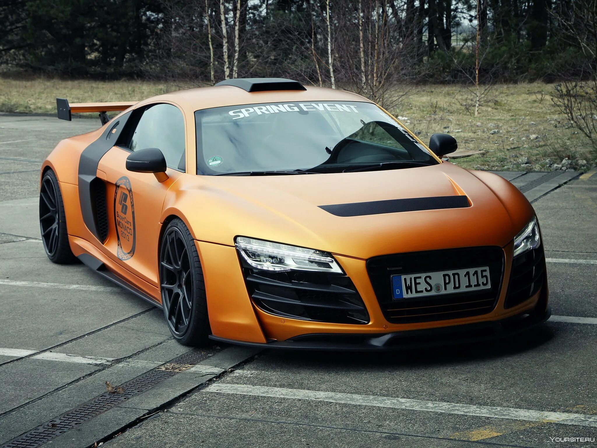 Самое четкое. Audi r8 оранжевая обвес.