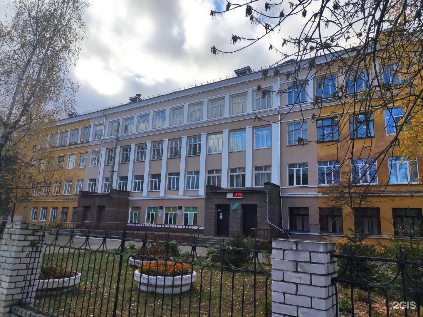 Нижний новгород движенцев. Т 93 нижний новгород. Ленина 93 нижний новгород. Окошкино тула. Движенцев 14 нижний новгород.