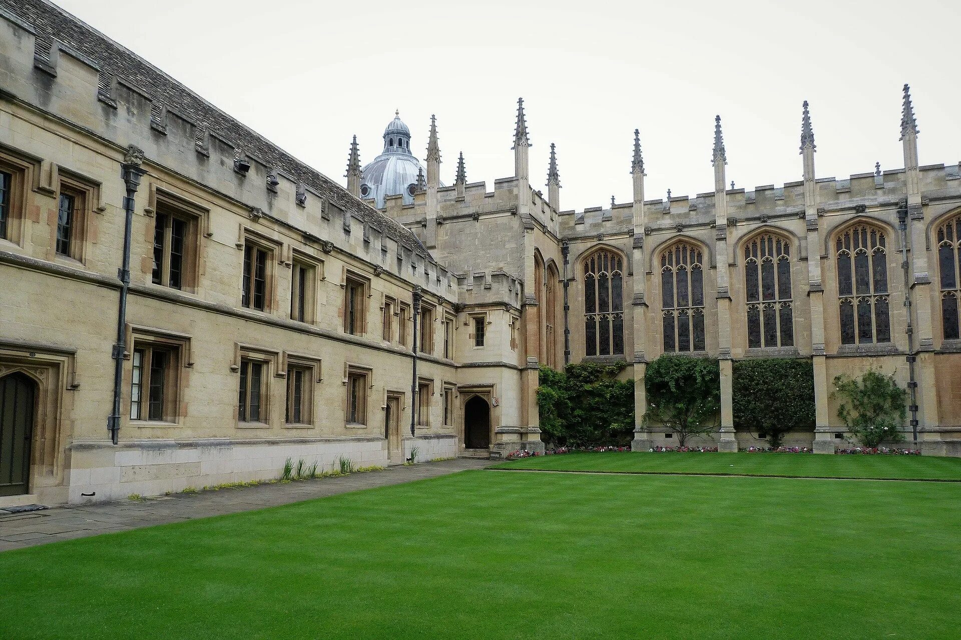 Оксфорд Англия университет. Оксфордский университет (University of Oxford), Великобритания. Университетский колледж Оксфорд. Куинз колледж Оксфордский.