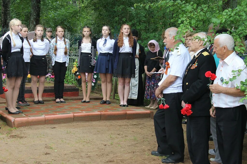 П Лычково Демянский район. Демянск школа. Школа Лычково Демянский район. Школа п Боровенка. Сайт демянского муниципального