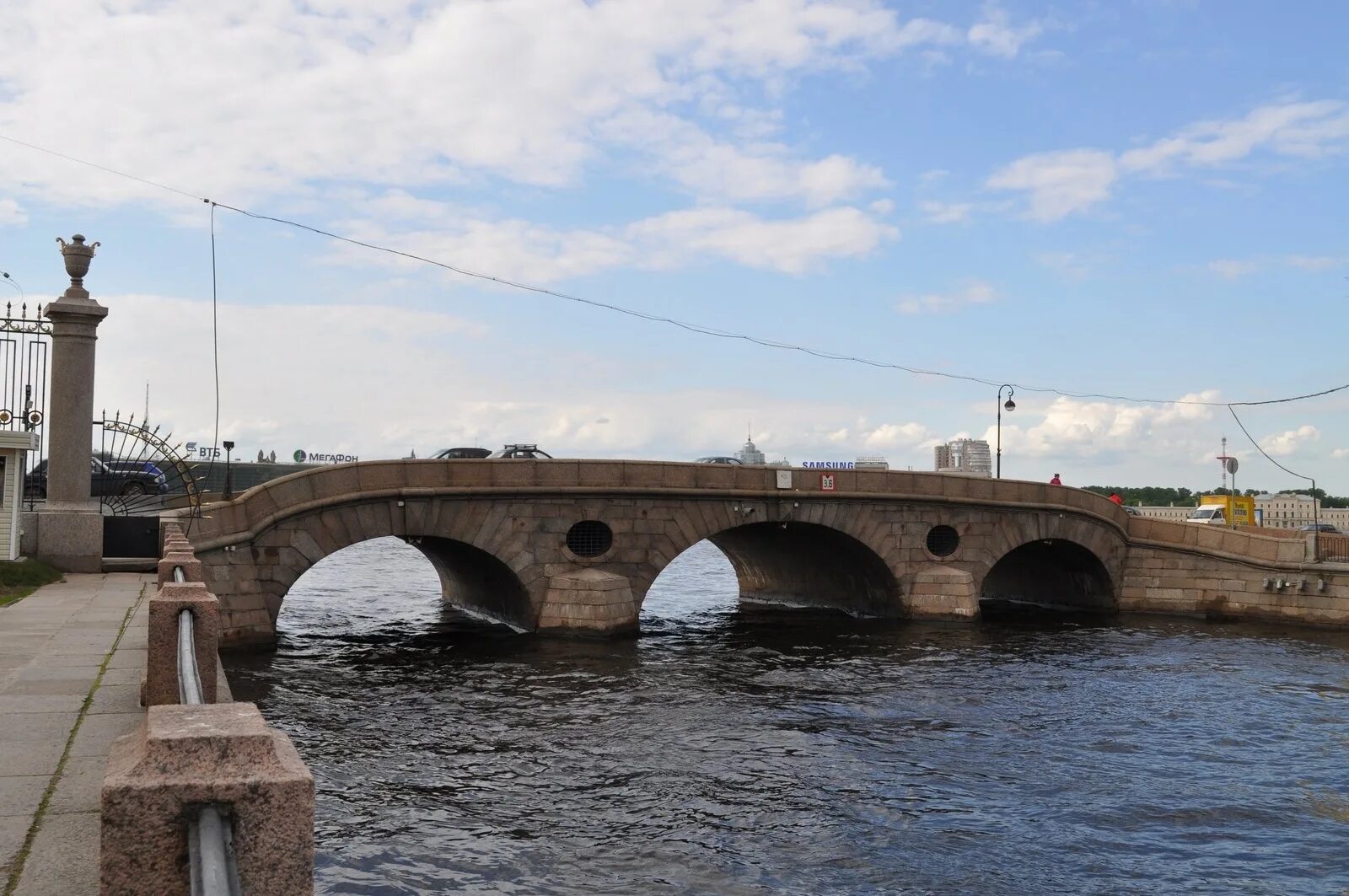 Береговых спб. Каменный мост (Санкт-Петербург). Прачечный мост. Каменный мост Питер. Прачечный мост в Санкт-Петербурге.