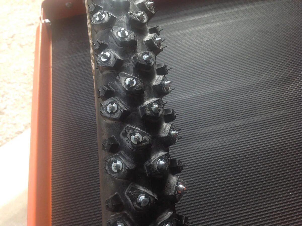 шипы для шин теком. 6х50 дюбель распорный усы+шипы. винтовой шип bestgrip 1900. шипы теком 8мм. дюбель распорный "ёжик" 6х40.