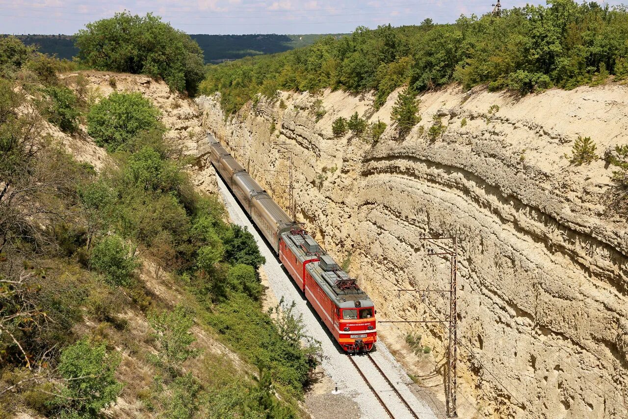 Ж дорога крым. Мекензиевы горы железная дорога. Мекензиевы горы Севастополь. Севастополь перегон Мекензиевы горы. ЖД станция Мекензиевы горы Севастополь.