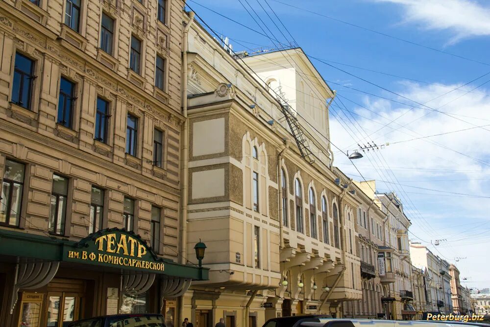 Драматический театр комиссаржевской в петербурге. Итальянская улица театр комиссаржевской. Театр комиссаржевской метро. Театр им комиссаржевской санкт-петербург. Итальянская улица театр комиссаржевской.