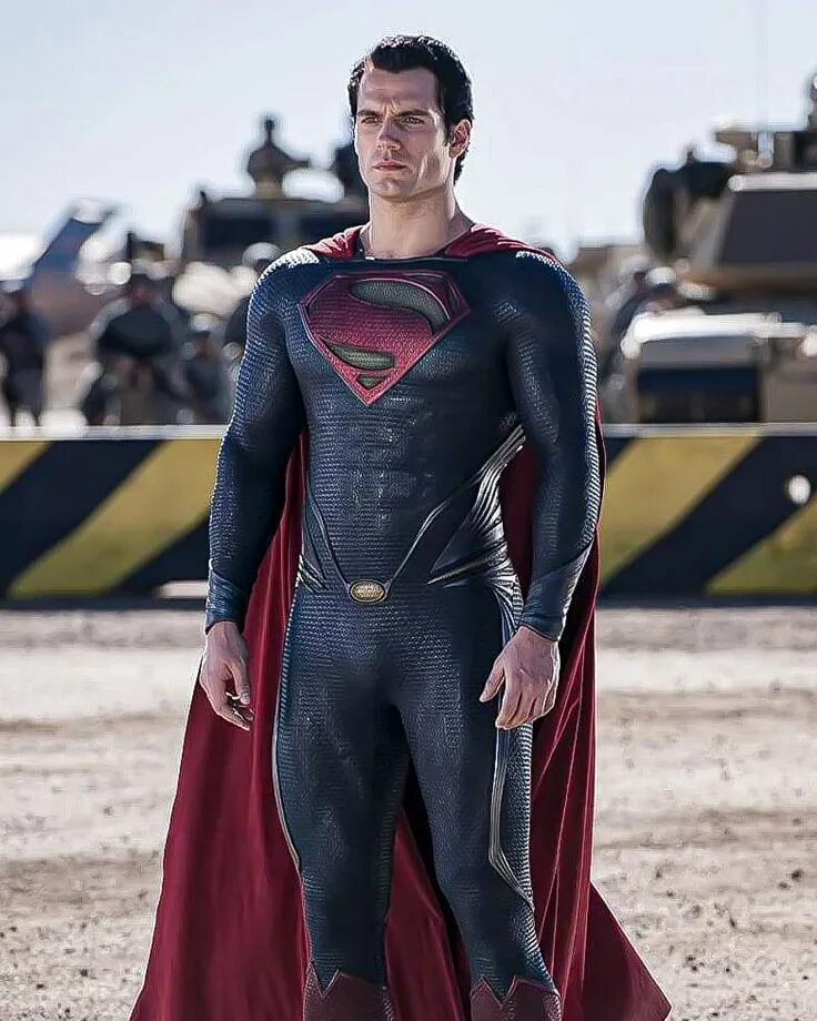 Бывший герой в теле. Superman Ganru kawel. Henry Cavill Superman.