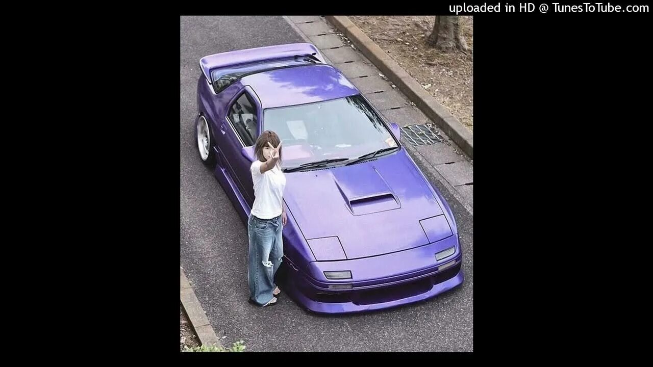 Mala speed up. Малая strange обложка. To speed. Украшение шарами коридор школы. Webcore purple.