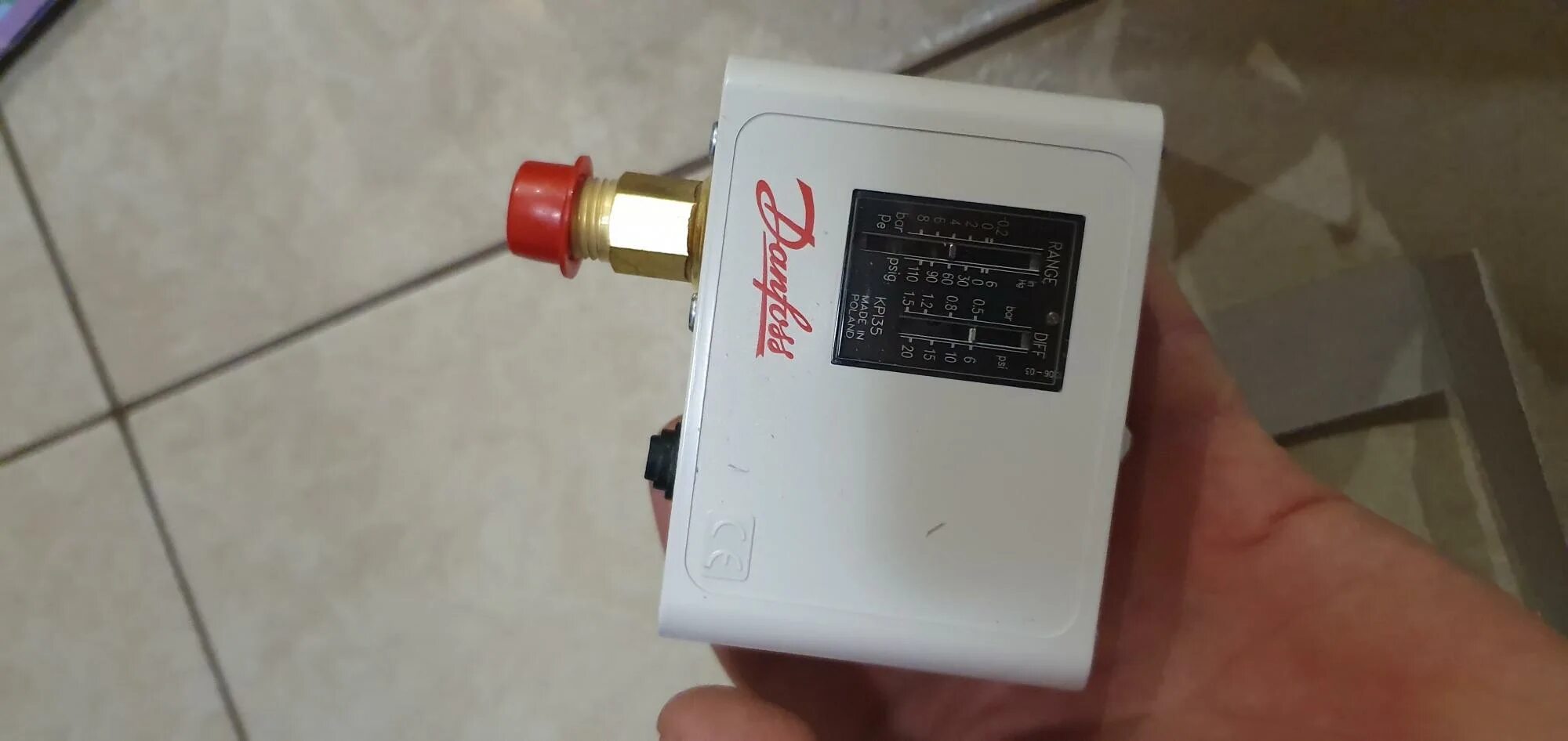 Danfoss kpi. Реле давления 060-121766 Danfoss. Реле KPI 35 Danfoss 060-121766. Реле низкого давления Danfoss 060-121766. Реле давления КПИ 35.