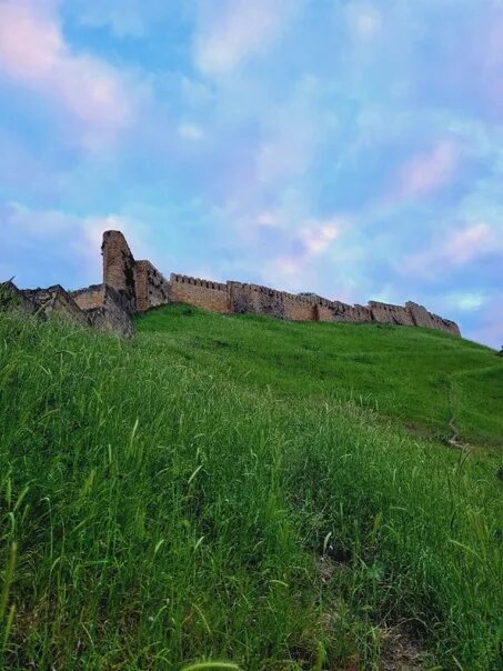 Дикий караван. Нарын-кала Дербент. Крепость Нарын-кала в Дербенте. Кисмат кала в Дербенте. Нарын кала ночью.