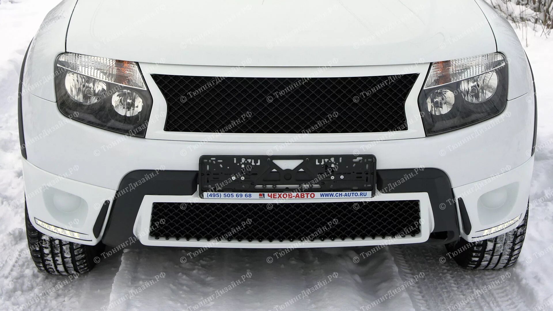 Решетка радиатора renault duster 2. Решетка на дастер. Решетка радиатора на рено дастер гард. Решетка дастер гард. Решетка радиатора рено дастер 2012.