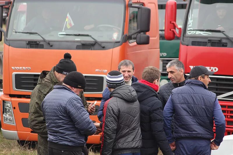 Платон дальнобойщики. Забастовка дальнобойщиков. Платон забастовка. Забастовка дальнобойщиков в России.