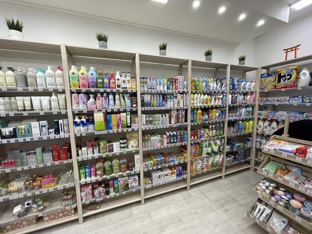 Магазин японской и корейской косметики. Магазин японской и корейской косметики. Мегуми корейская косметика. Магазины косметики в японии. Японская косметика во владивостоке.