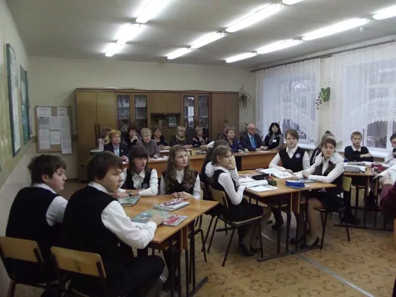 35 school электронный. Директор школы 35 Орел. Школа номер 35. Школа 35 Орел учителя фото. Школа номер 35 в России.