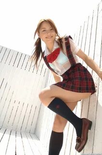 Schoolgirl 18