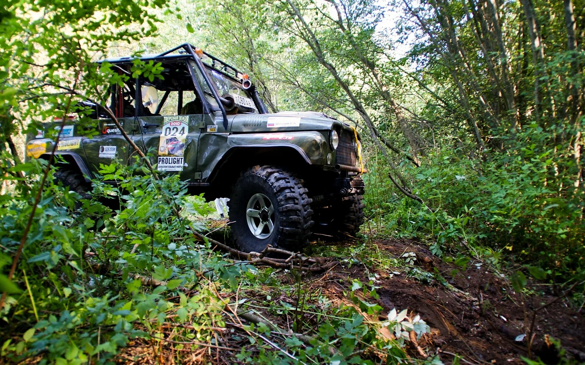 Внедорожник на природе. World off road. World off road. 4x4 off road ticket. World off road.