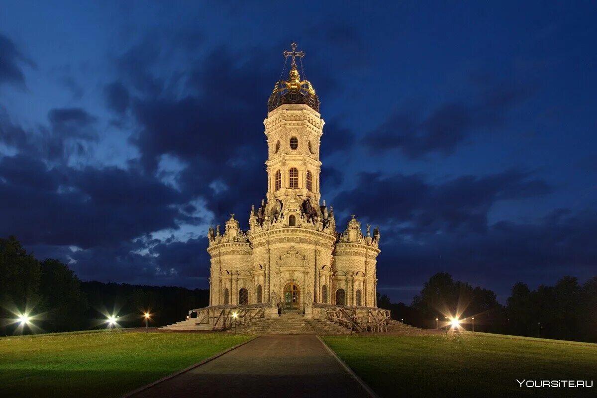 Подольск храм знамения пресвятой богородицы. Храм знамения в дубровицах подольск. Храм в дубровицах подольск. Дубровицы храм богородицы. Храм знамения пресвятой богородицы в дубровицах, московская область.