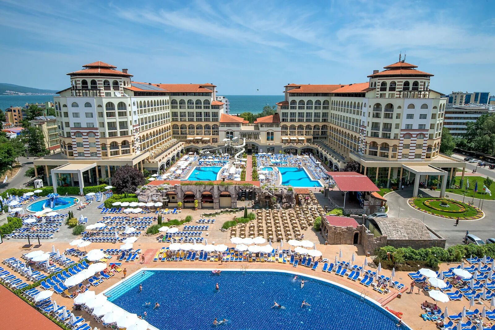 4 sunny resort. Sunny beach resort 4* (фантьет). Sunny days mirette resort & aqua park 3*. Санрайз паласио резорт хургада. Санни дейс эль паласио хургада.