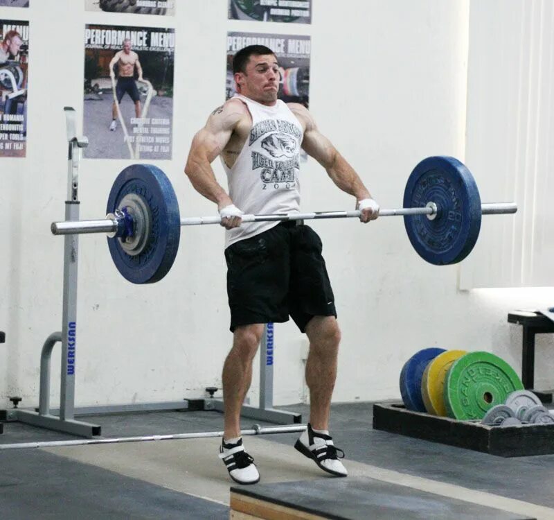 Double db hang power clean. Силовой рывок штанги. Hang clean упражнение. Power clean exercise. Антисептик 10 литров.