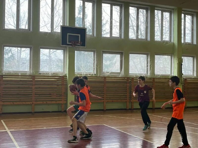 универс гимназия номер 1