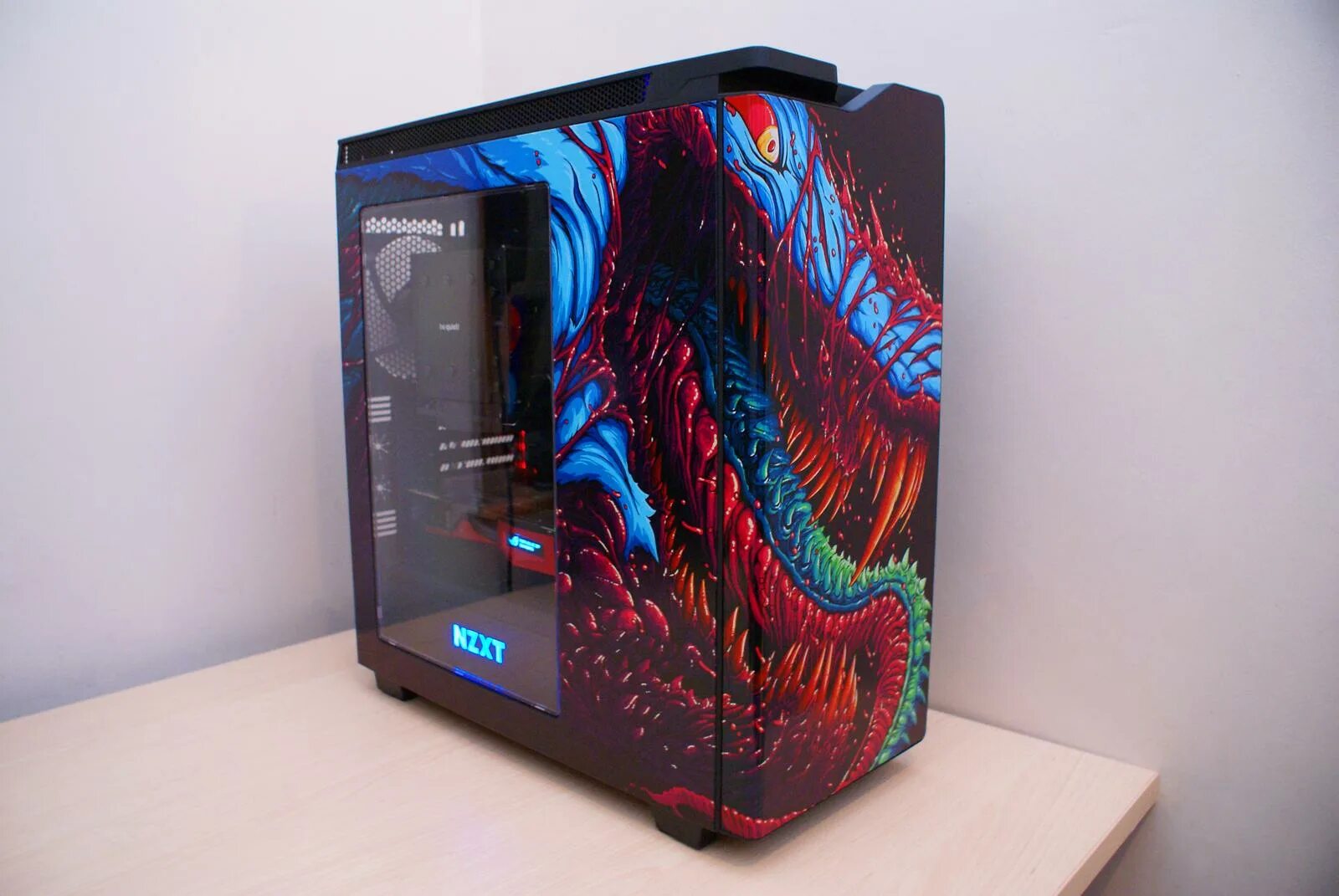 Наклейка на системный блок. NZXT h440 Hyper Beast. Моддинг NZXT h440. ХАЙПЕР d11. Корпус Hyper PC.