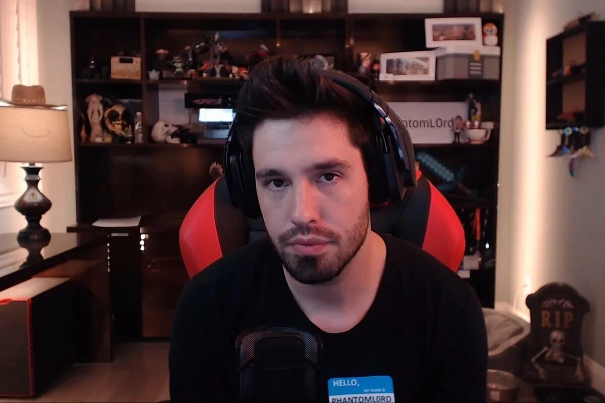 Dr disrespect stream. Твич. Твич. Обои на твич. Gif твич.