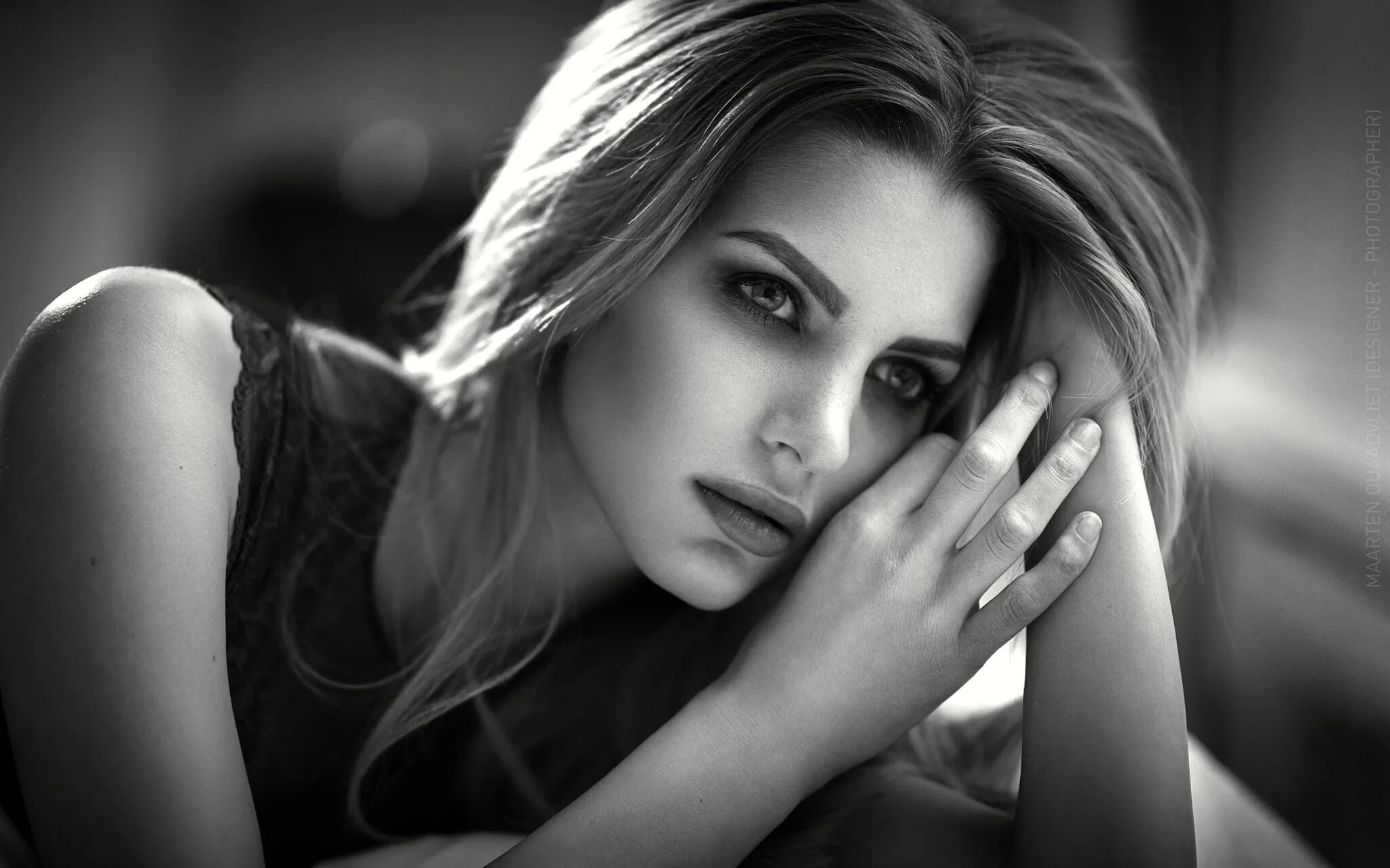 Красивые брюнетки с голубыми глазами. Притягивающий взгляд. Lily chey анастасия пантелеева. Красивые глаза. Женские губы.