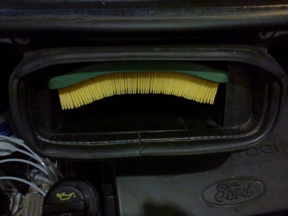 Replacing the cabin air filter Ford Transit Connect - YouTube