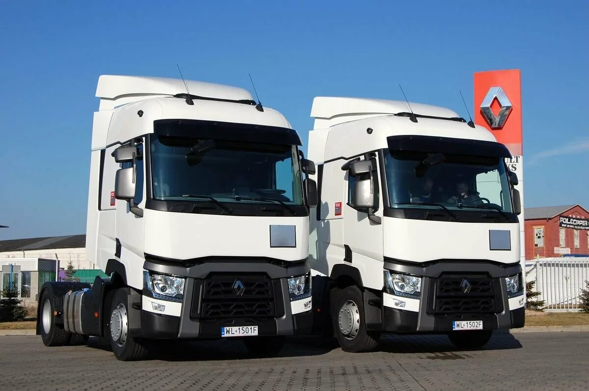 Купить грузовик рено. Renault t460. Рено т460 тягач. Renault Trucks t440 новый. Рено т 4х2.