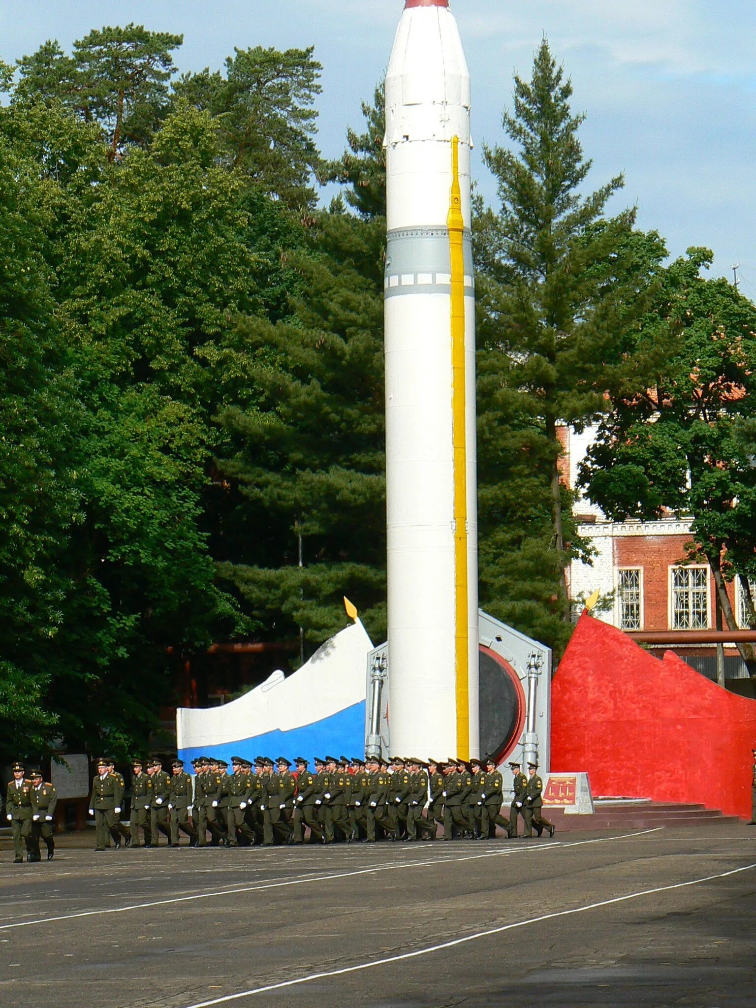 Академия ракетных войск серпухов. Серпуховское военное училище ракетных. Военная академия рвсн серпухов. Академия ракетных войск серпухов. Серпухов училище ракетных войск.