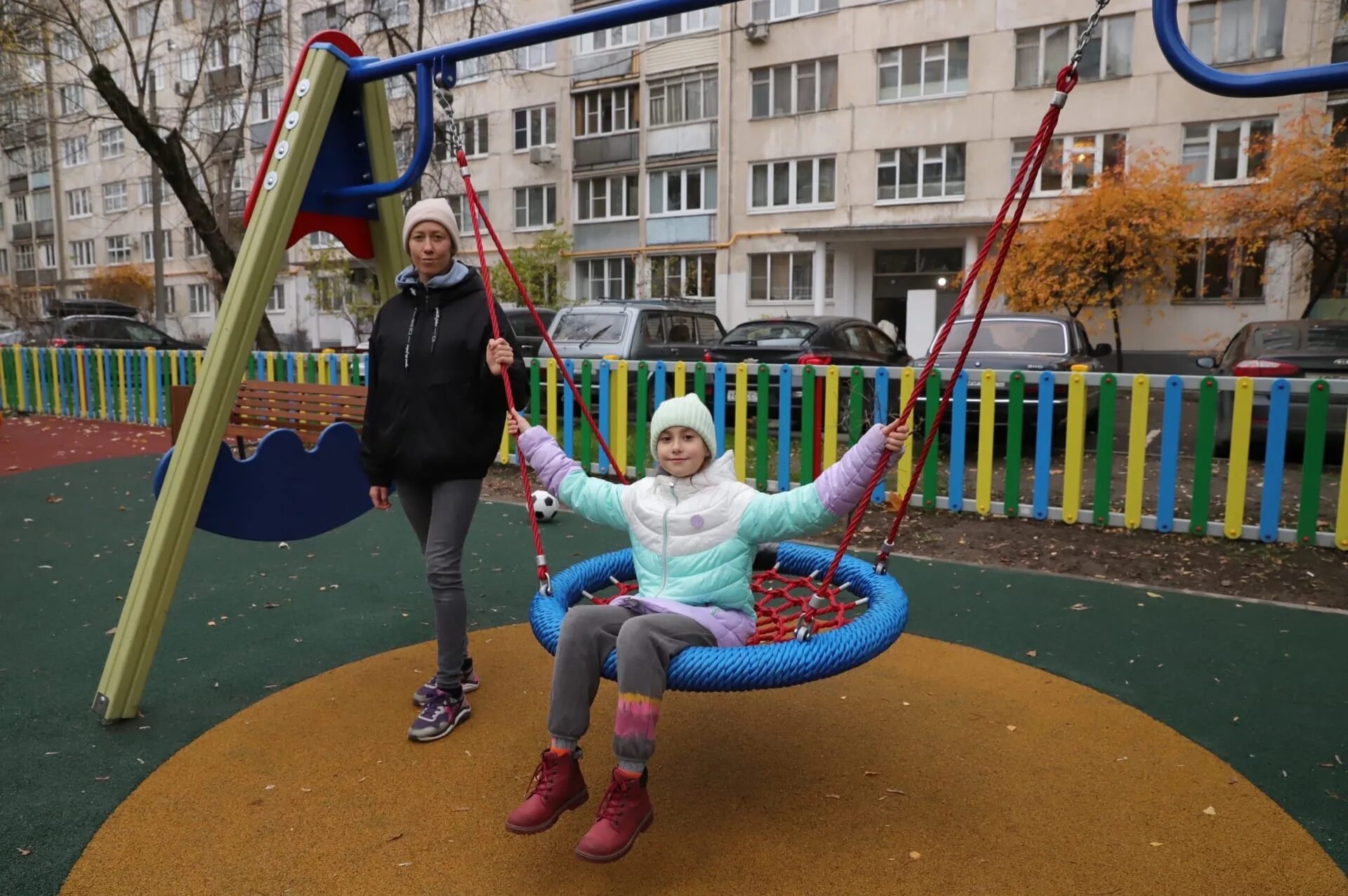 Двор преображается