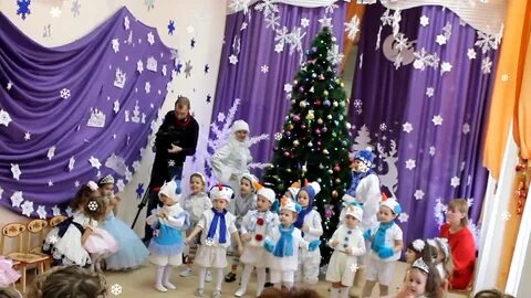 Выход снеговика на утреннике