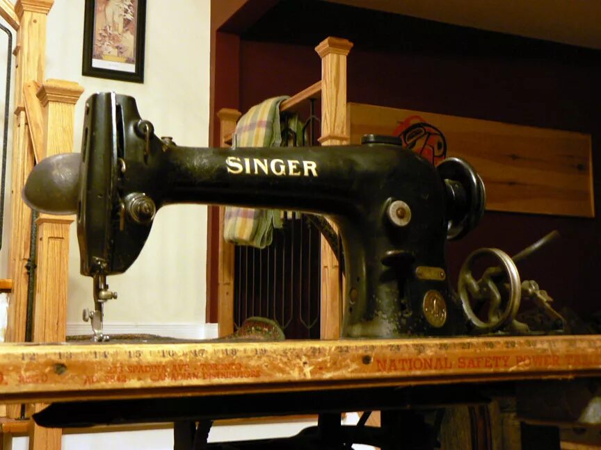 Singer's. Зингер s010i. Зингер 96 машинка. Машинка Зингер 1940. Зингер а 2084667.