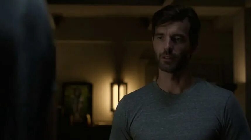 Агент келлер агенты щит. Лукас брайант фото. Лукас брайант. Лукас брайант и кирсти хинчклифф. Лукас брайант.