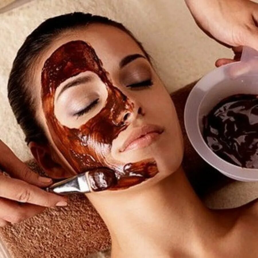 Маска с кофе в домашних условиях. Шоколадная маска. Маска для лица. Маска для лица с какао. Шоколад в косметологии.