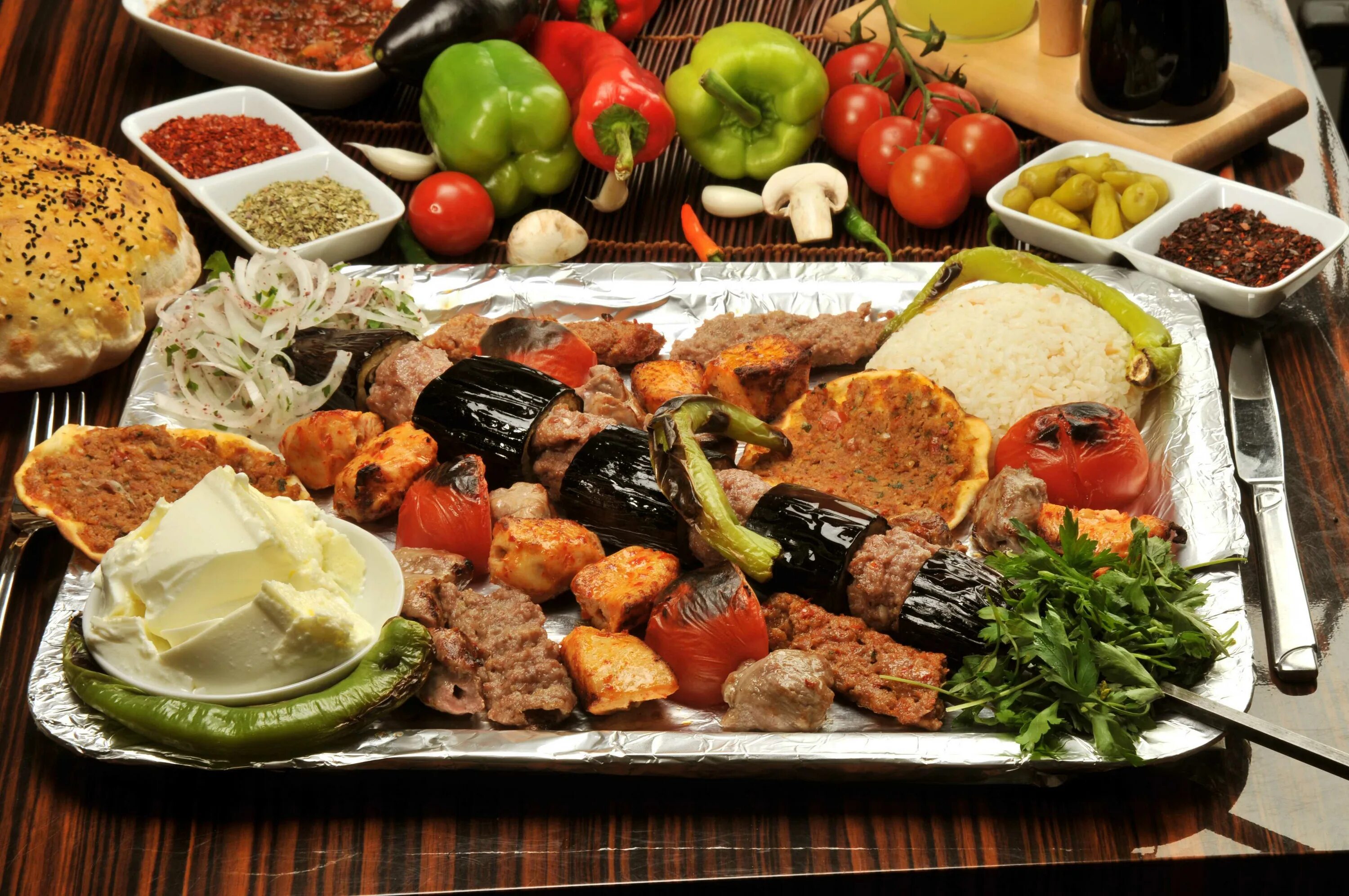 Магазин turkish food. Магазин turkish food. Национальная кухня турции. Магазин turkish food. Турецкая кухня.