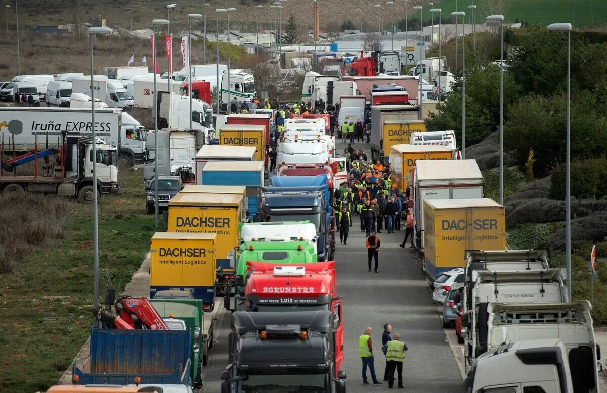 Испания забастовка транспортные.