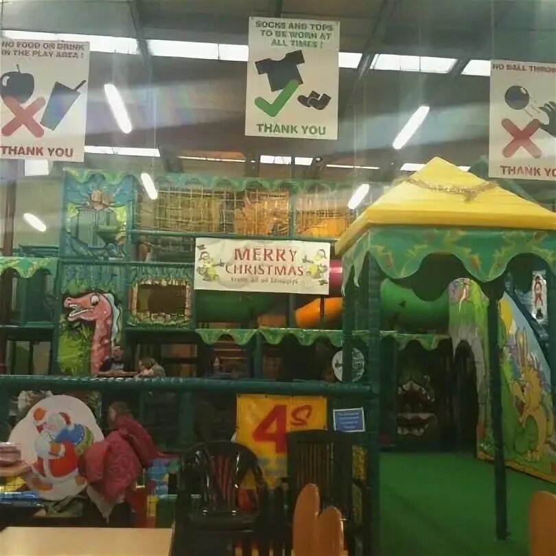 Бийск батутный центр gravity. Клин gravity kids фото. Гравити лэнд клин. Детская кофта mabel. Гравити кидс волоколамское ш.