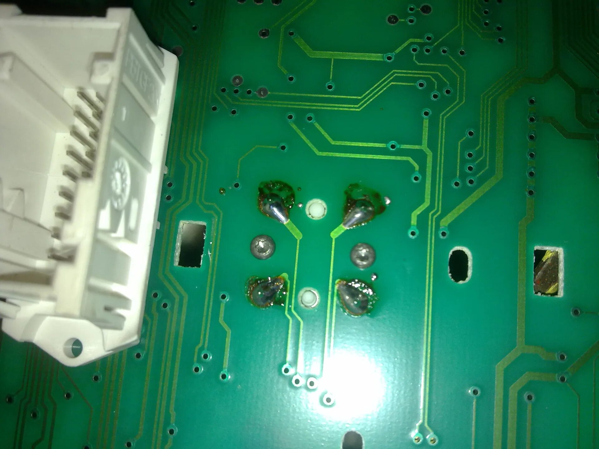 406 не работает тахометр. 406 не работает тахометр. Комбинация приборов газ 3110 382. Разъемы панели приборов газ 3110. Панель приборов волга 31105 распиновка.