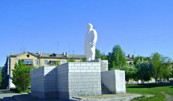 Ленина 17 еманжелинск. Довоенные двухэтажки. Ленина. Ленина 21б еманжелинск. Еманжелинск ул.