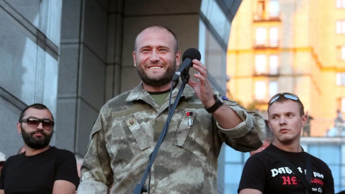 Правые лидеры. Ярош на майдане. Правые лидеры. Правые лидеры. Правые лидеры.