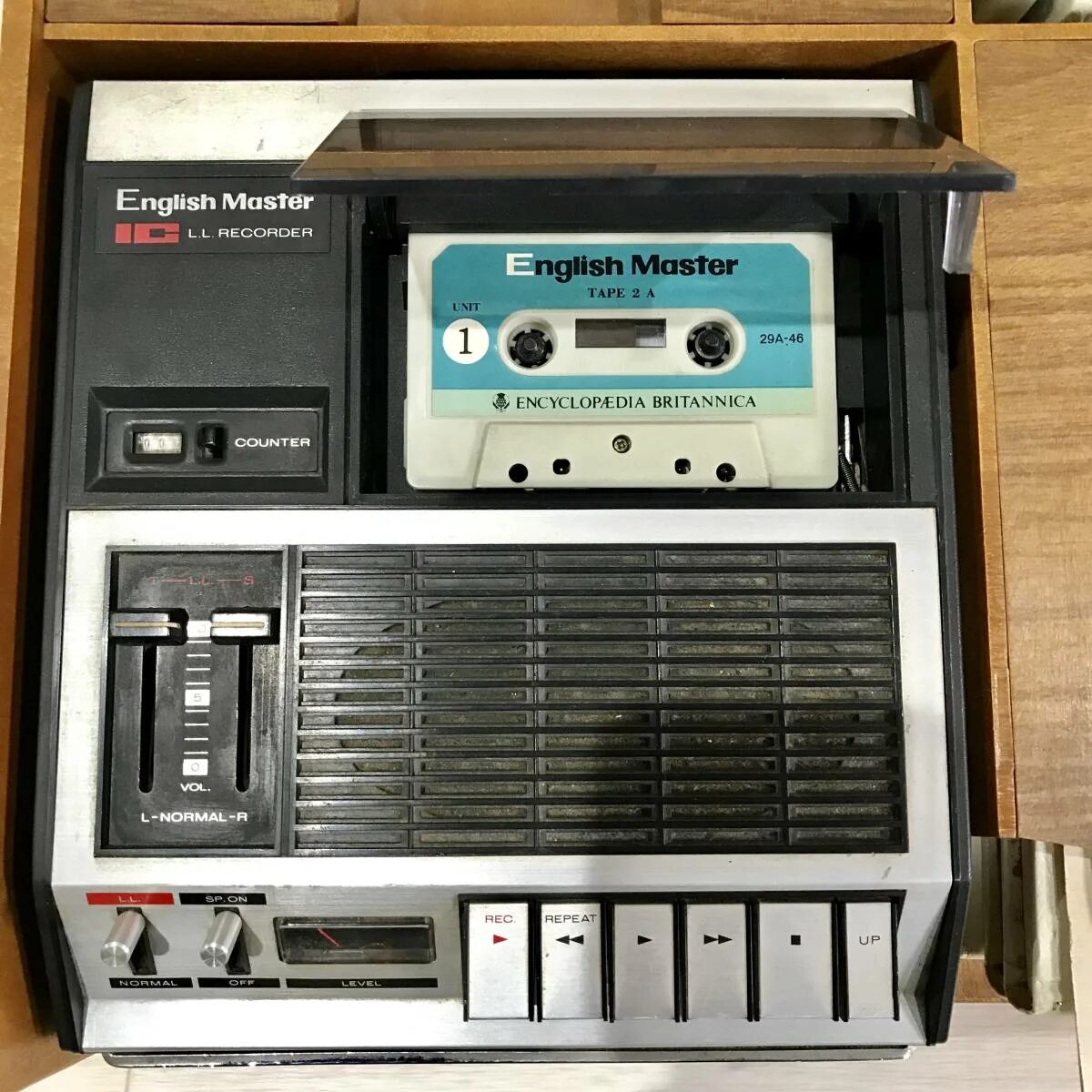 Видеомагнитофон jvc 80-х годов. Sony tc-510-2 tape recorder. Магнитофон элегия 301. Вега 328 стерео. Sony tc-177sd cassette deck.