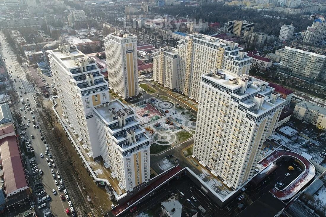 Центр города краснодар дом. Стилобат центр города краснодар. Жк большой форум. Центр города жк большой краснодар. Центр города жк большой краснодар.