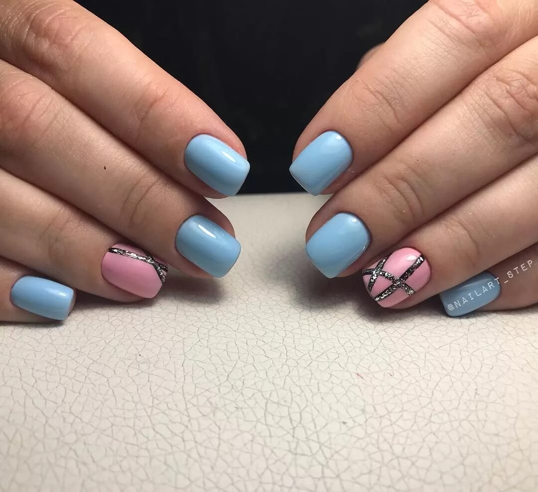 маникюр синий с розовым. маникюр голубой с розоавс. маникюр розовый с голубым на короткие. маникюр розовый с голубым. маникюр розовый с голубубым.