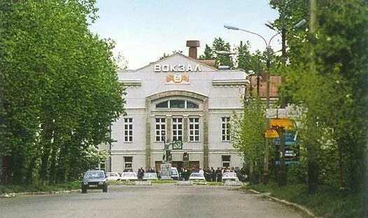 Жд станция ангарск. Майск фото. Поселок майск ангарск. Ангарск пос майск вокзал. Микрорайон китой.