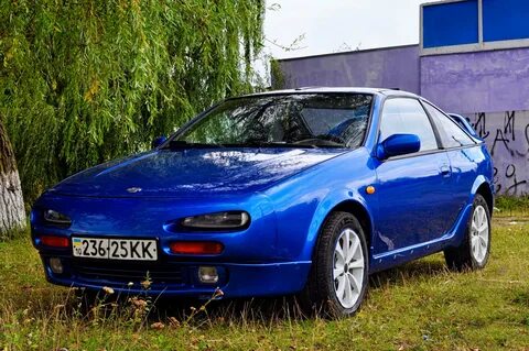 Nissan 100