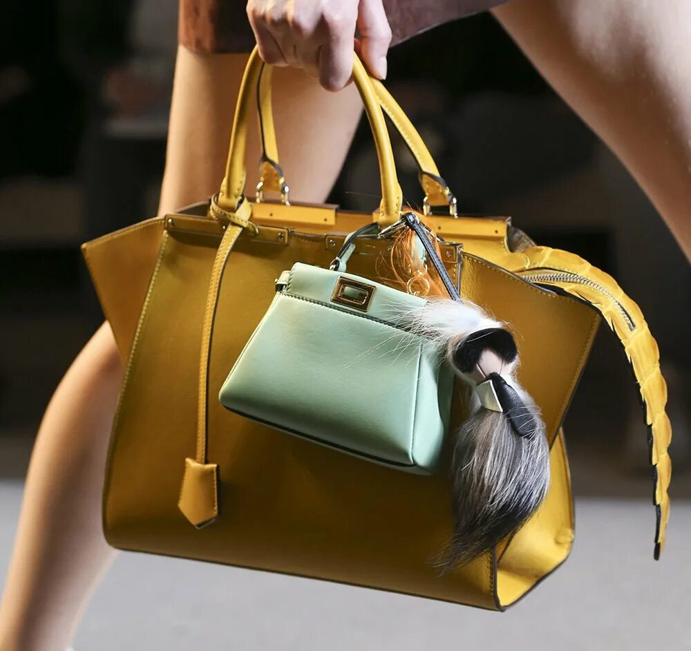 Fendi Peekaboo 2022. Фенди 2015. Fendi Peekaboo Micro.