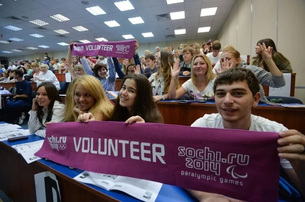 Волонтер 2014. Волонтеры на Олимпиаде. Волонтеры Сочи 2014.