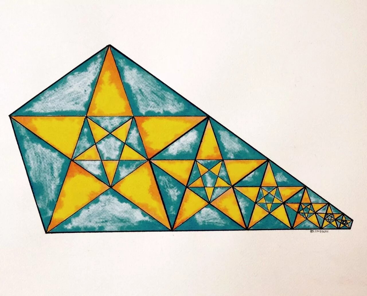 Геометрический рисунок треугольники. Геометрические рисунки. Узор треугольники. Геометрические Фракталы. Фрактал геометрические фигуры.